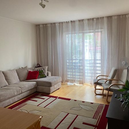Kuressaare Tallinn Street Apartments Ngoại thất bức ảnh