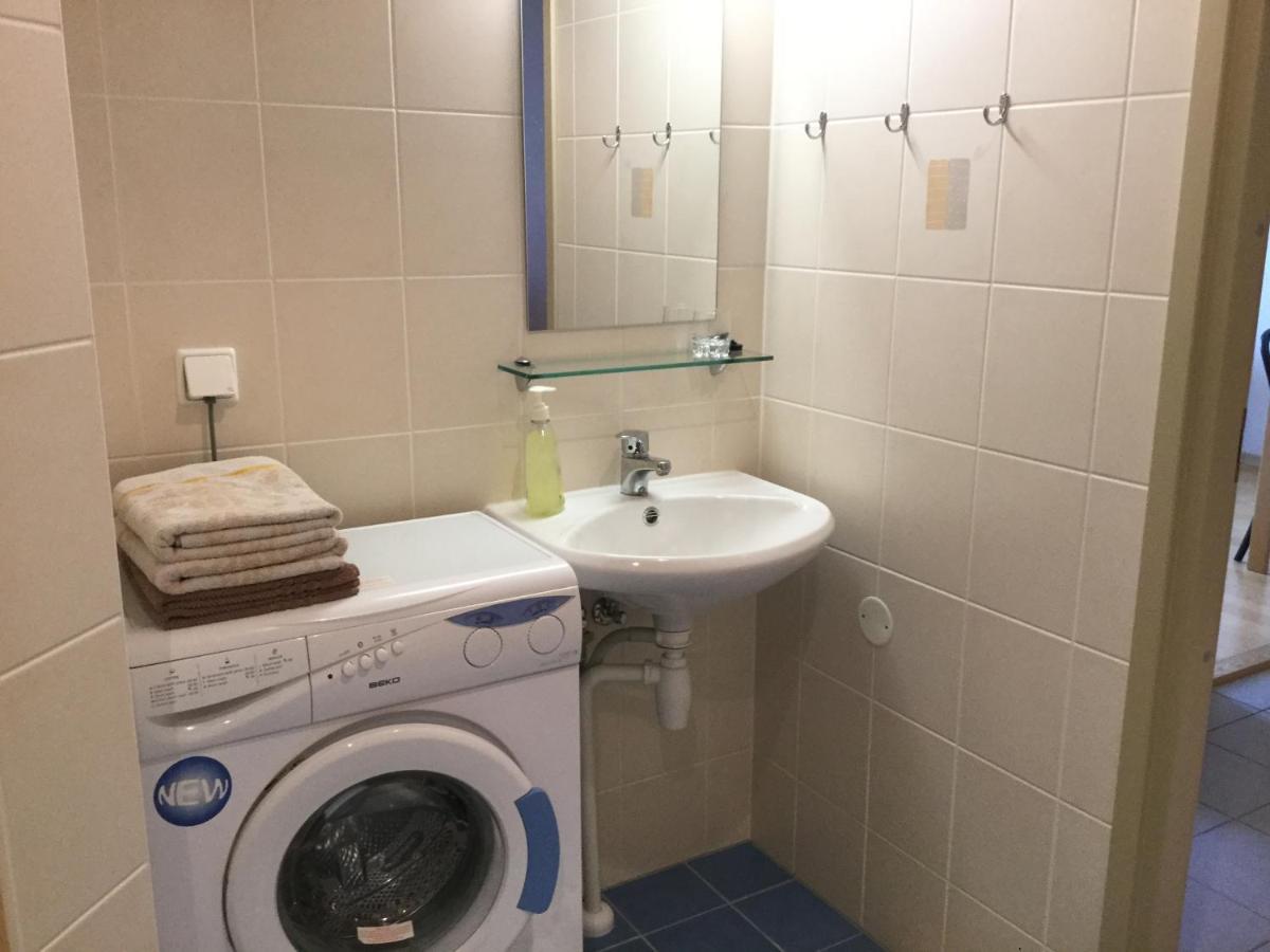 Kuressaare Tallinn Street Apartments Ngoại thất bức ảnh