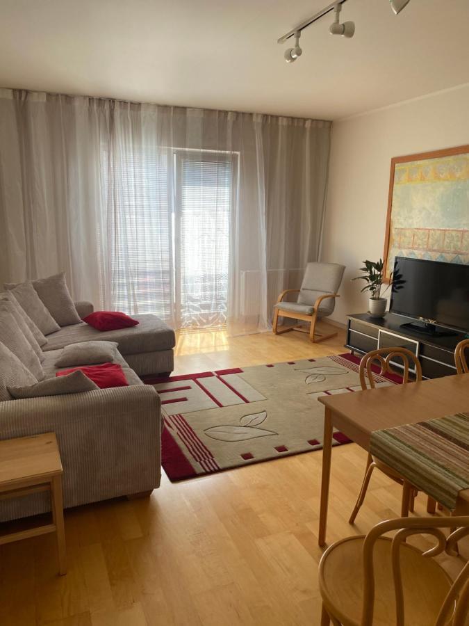 Kuressaare Tallinn Street Apartments Ngoại thất bức ảnh
