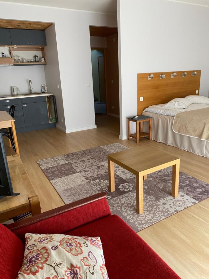 Kuressaare Tallinn Street Apartments Ngoại thất bức ảnh