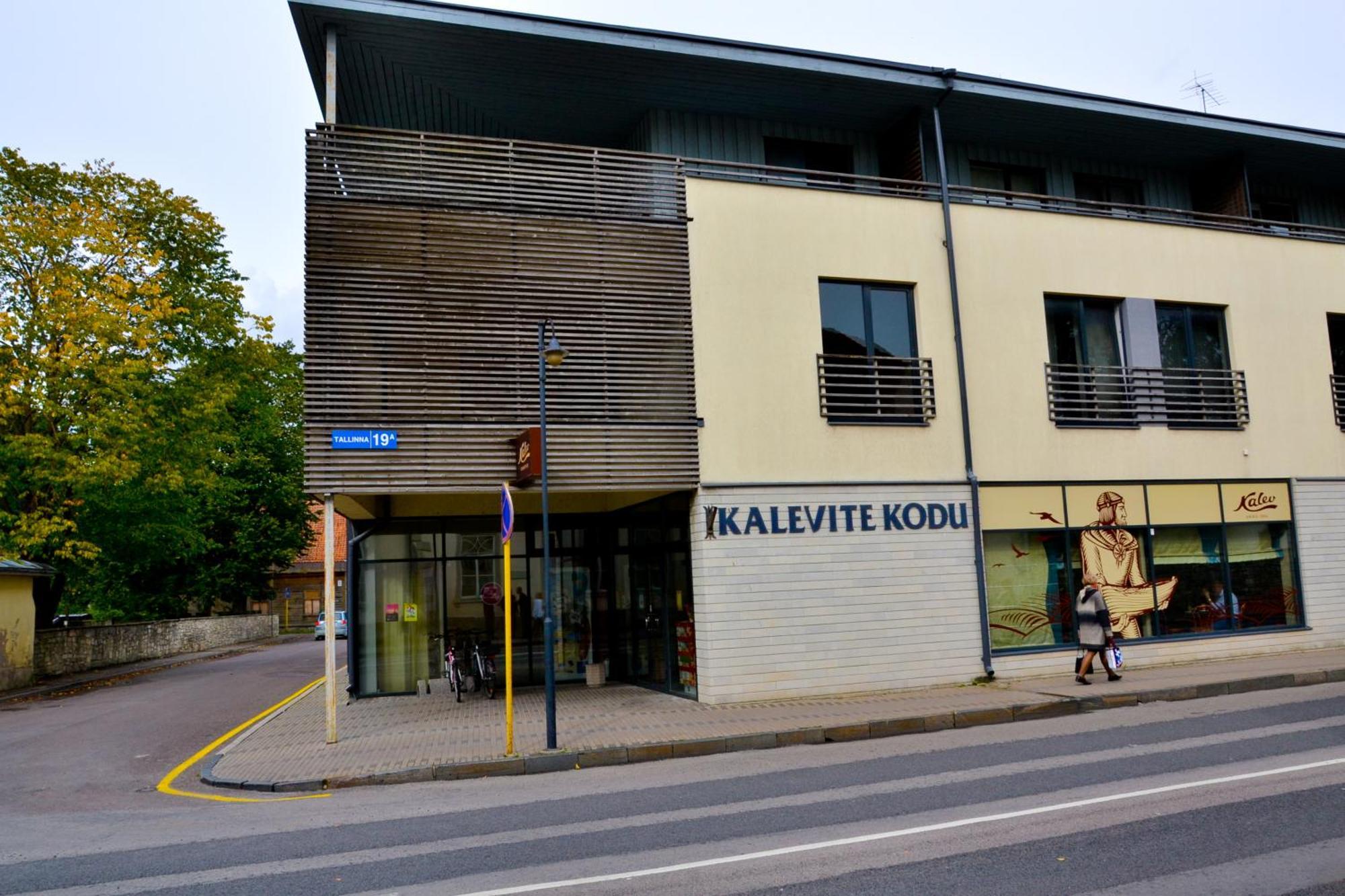 Kuressaare Tallinn Street Apartments Ngoại thất bức ảnh