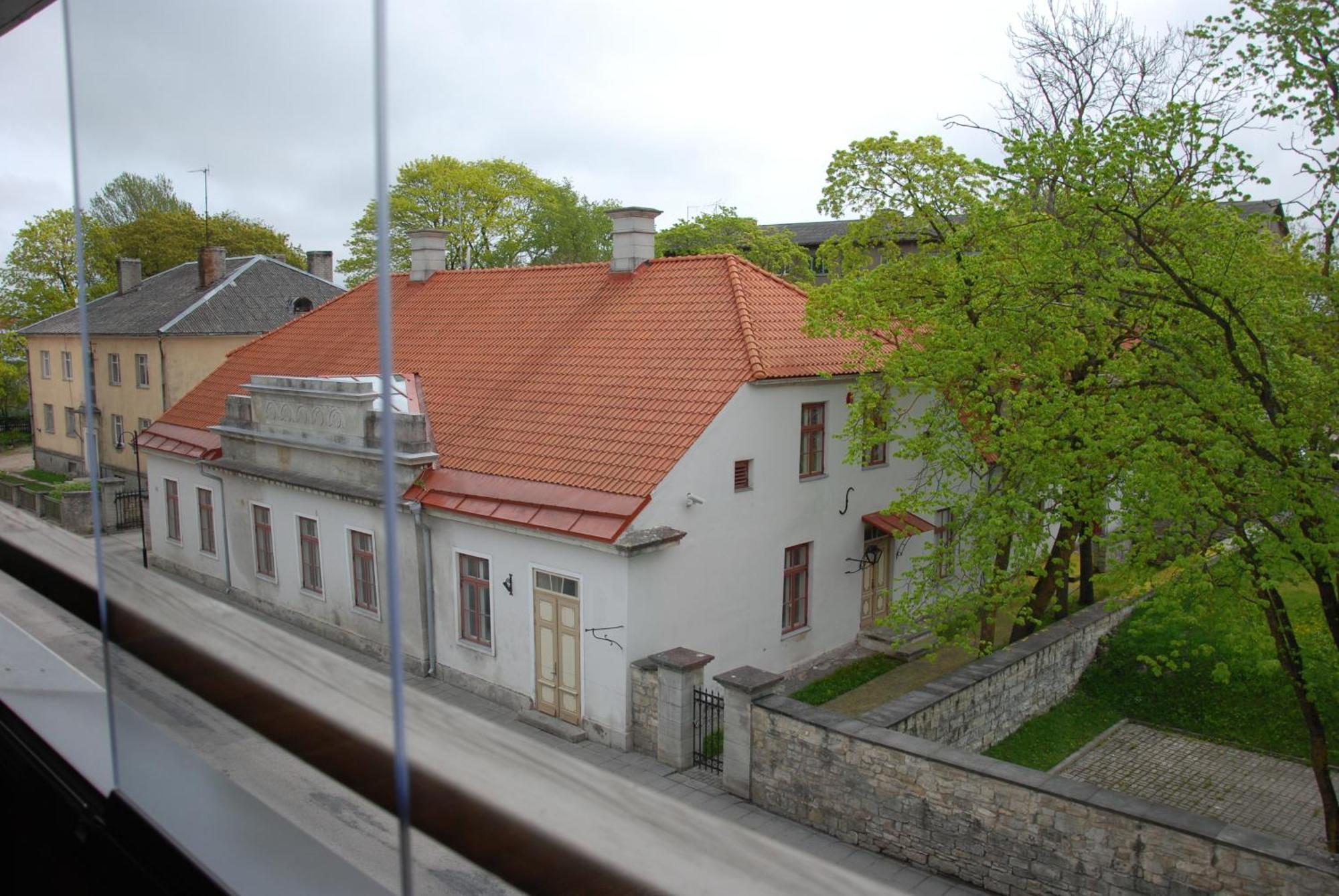 Kuressaare Tallinn Street Apartments Ngoại thất bức ảnh