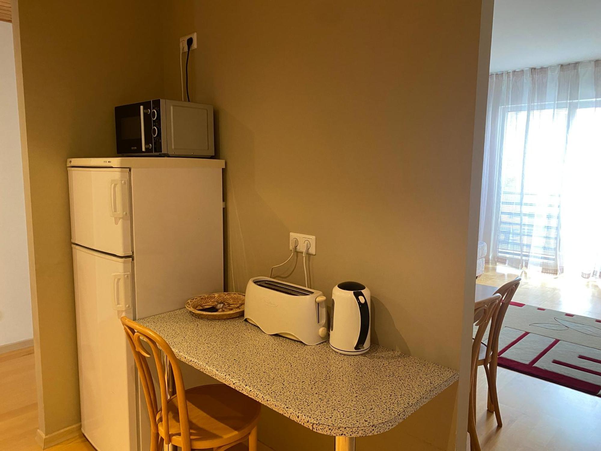 Kuressaare Tallinn Street Apartments Ngoại thất bức ảnh