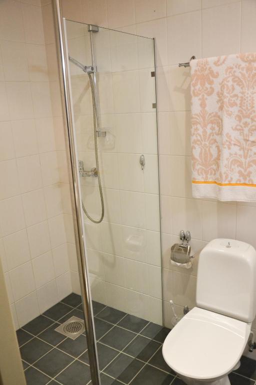 Kuressaare Tallinn Street Apartments Phòng bức ảnh